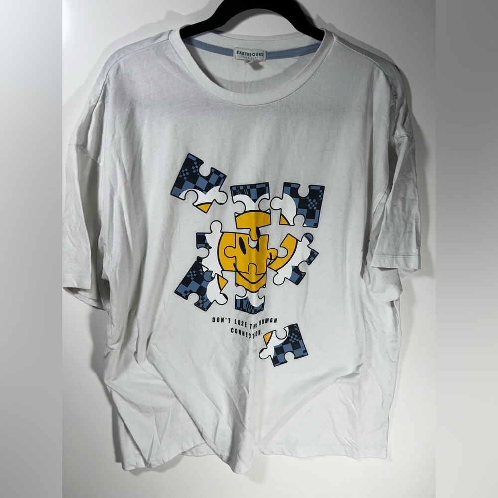 EARTHBOUND White Puzzle "Don't Lose the Human Connection" Graphic Tee L large